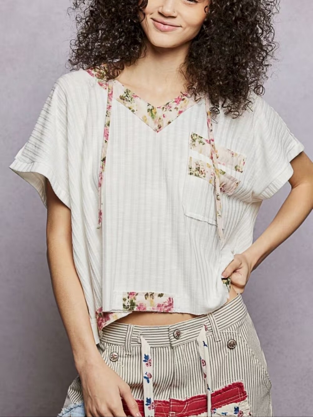 335.POL Bohemian Cream Floral-Trim Short Sleeve Oversized Ribbed Top